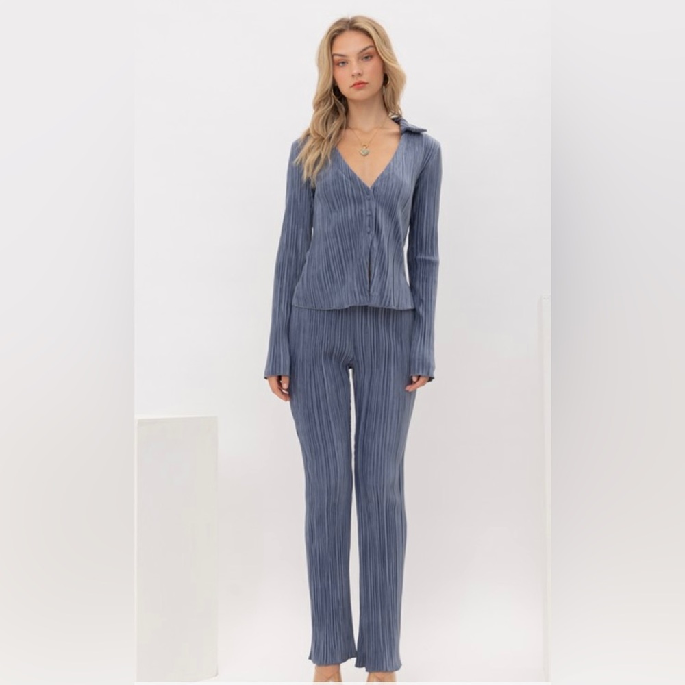 Matching pant set